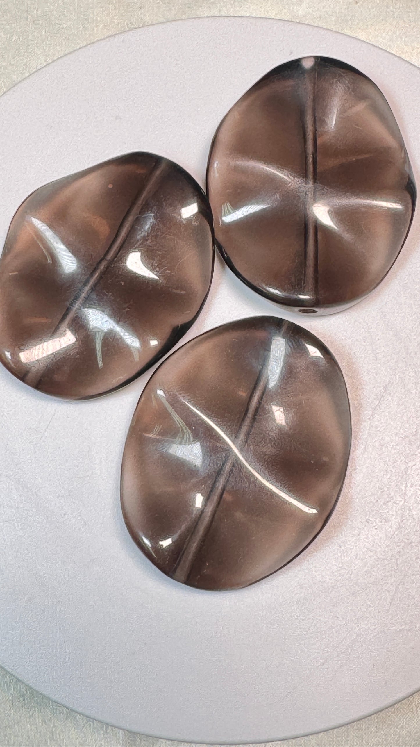 HONG KONG SHOWROOM STOCK CLEARANCE (Waved Bead)