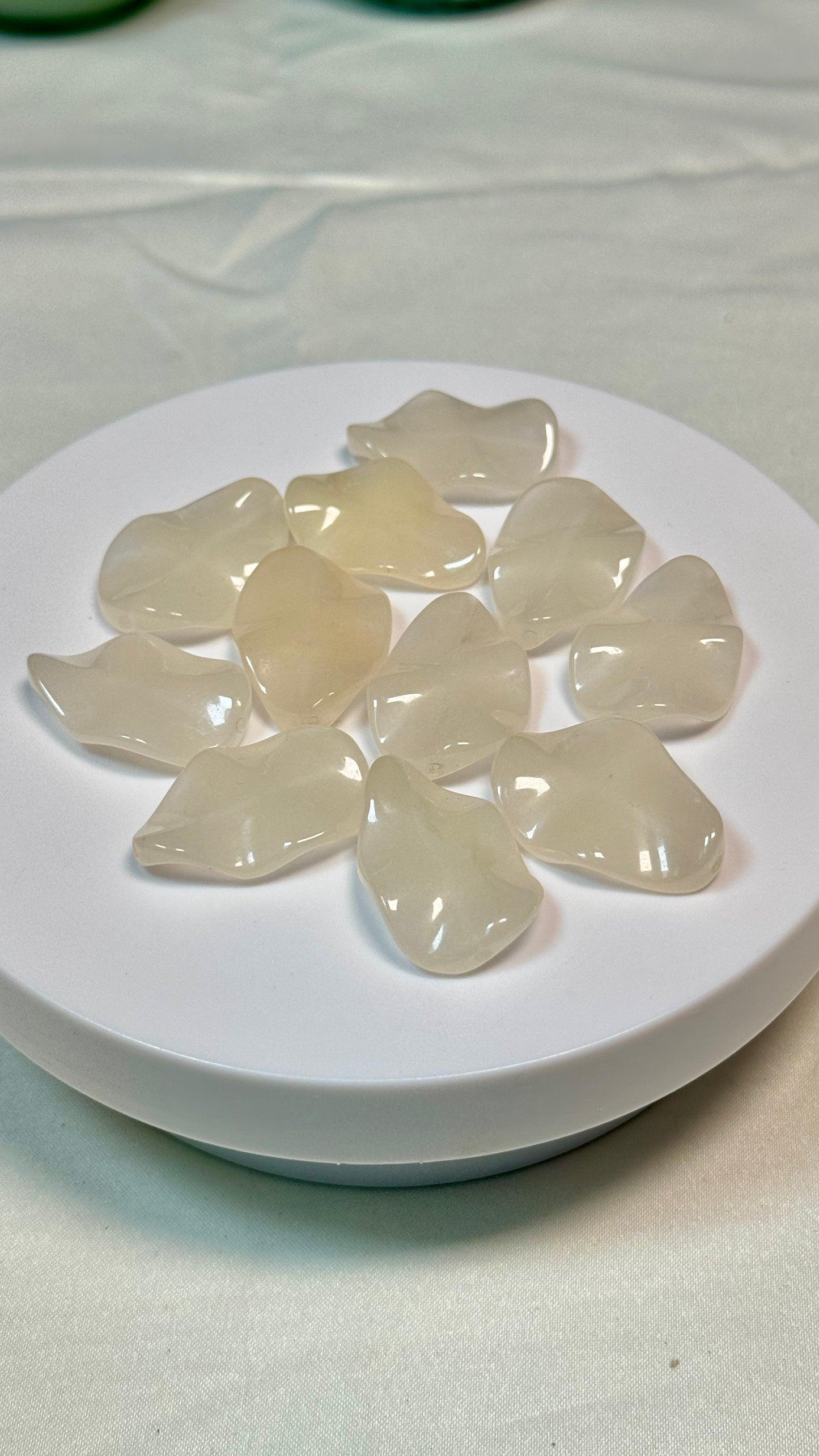 HONG KONG SHOWROOM STOCK CLEARANCE (Waved Bead)