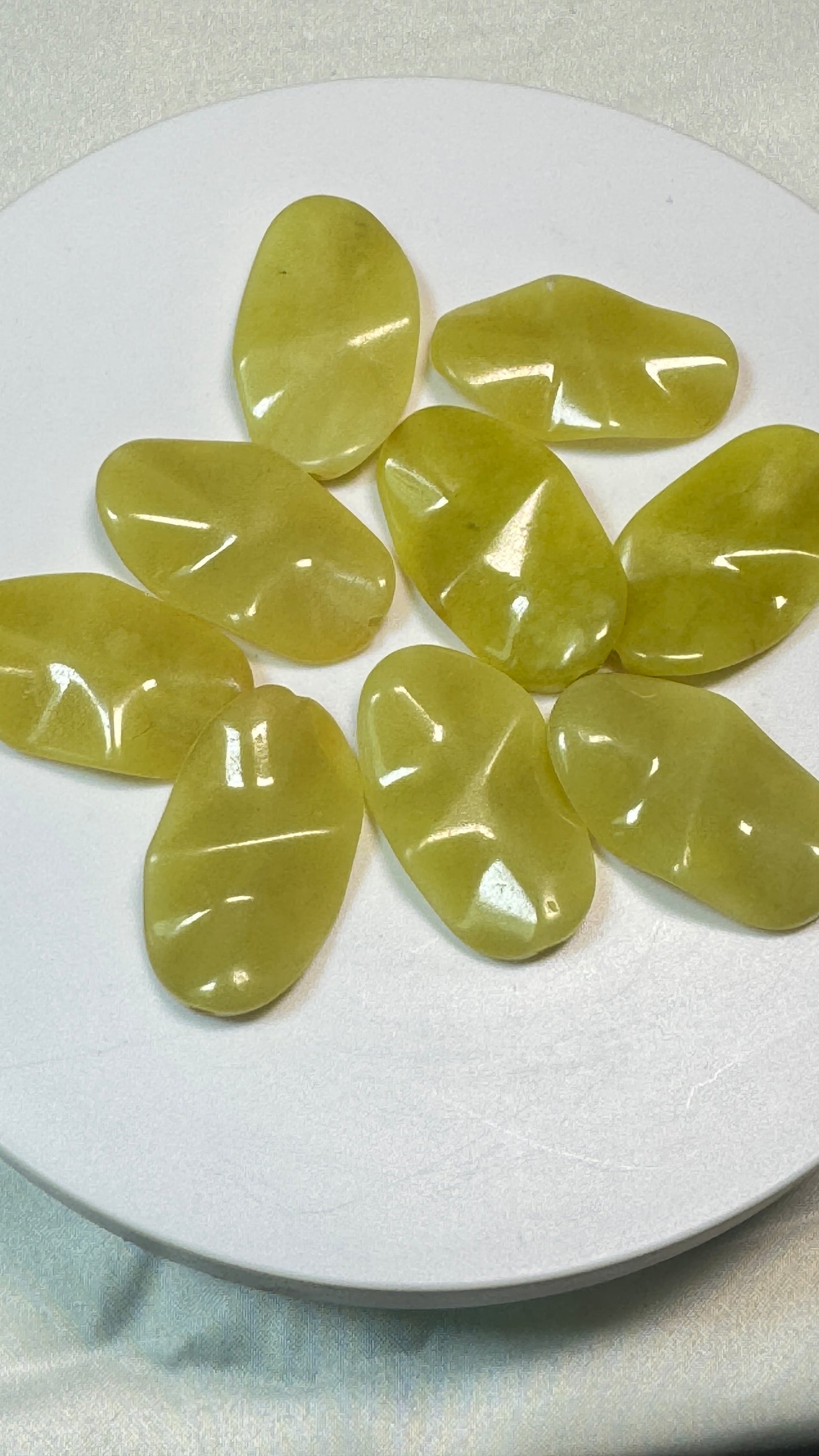 HONG KONG SHOWROOM STOCK CLEARANCE (Waved Bead)