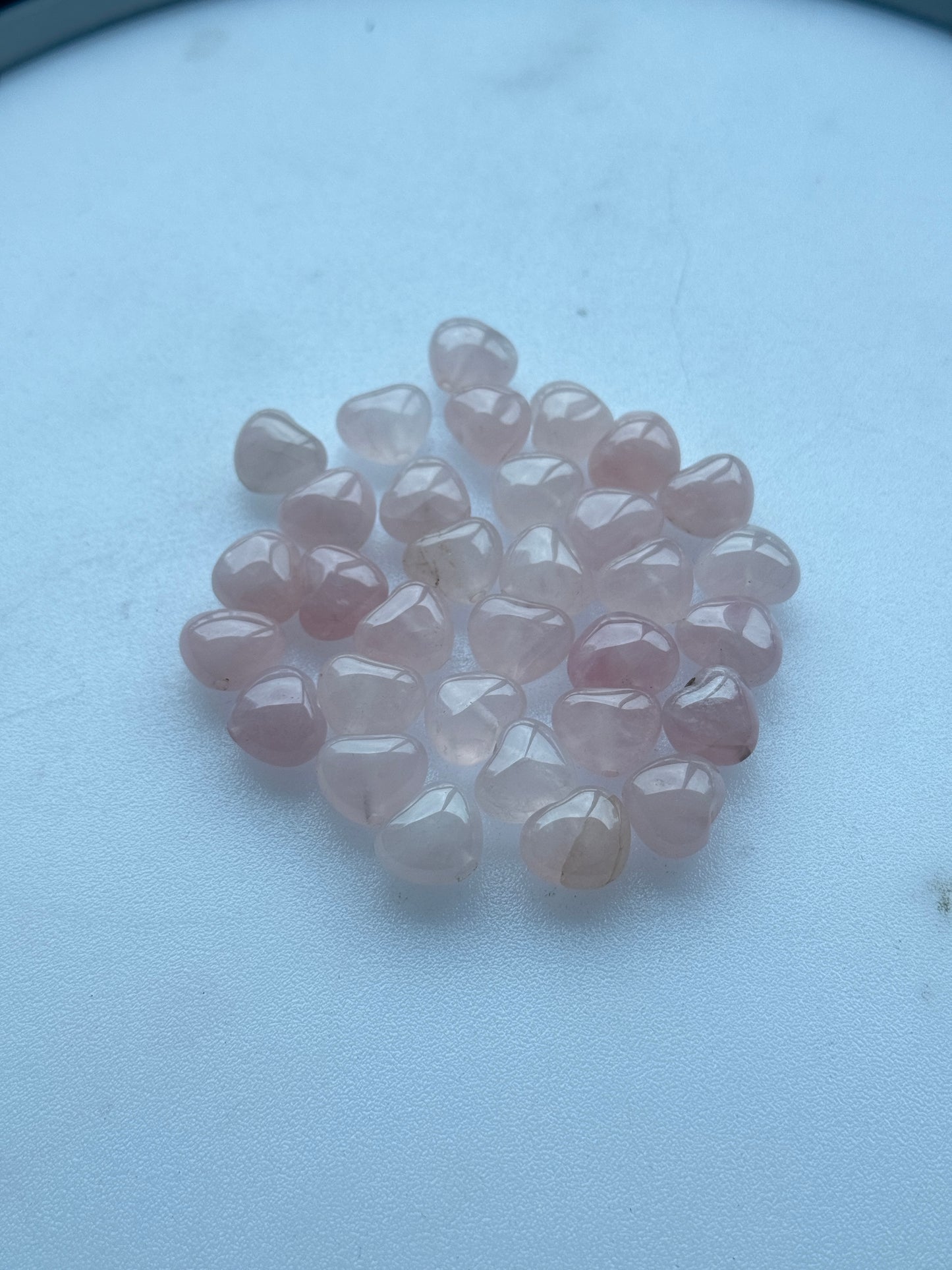 HONG KONG SHOWROOM STOCK CLEARANCE (Heart,Top to Bottom Hole)