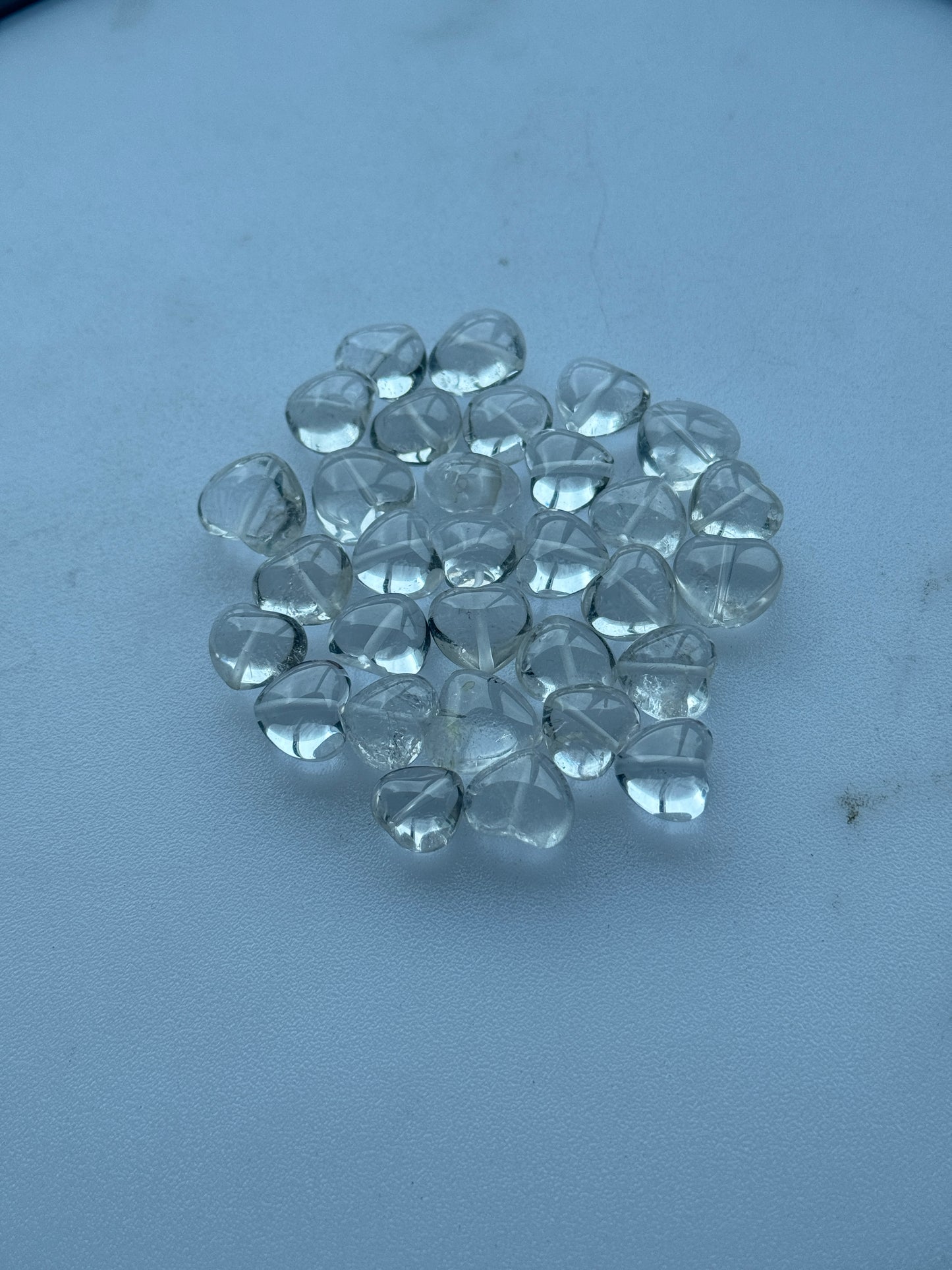 HONG KONG SHOWROOM STOCK CLEARANCE (Heart,Top to Bottom Hole)
