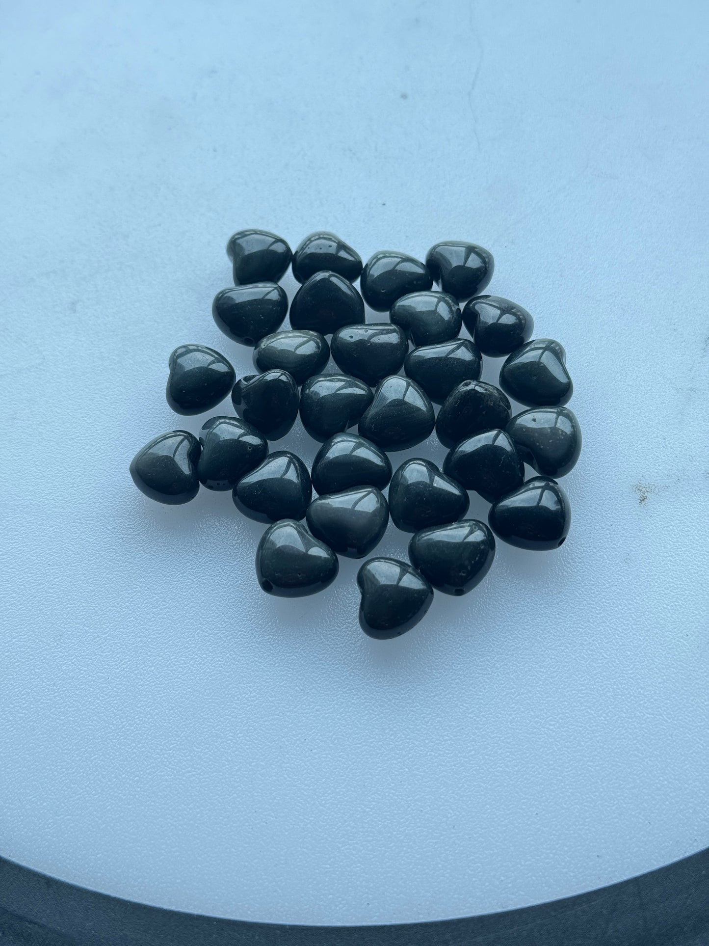 HONG KONG SHOWROOM STOCK CLEARANCE (Heart,Top to Bottom Hole)