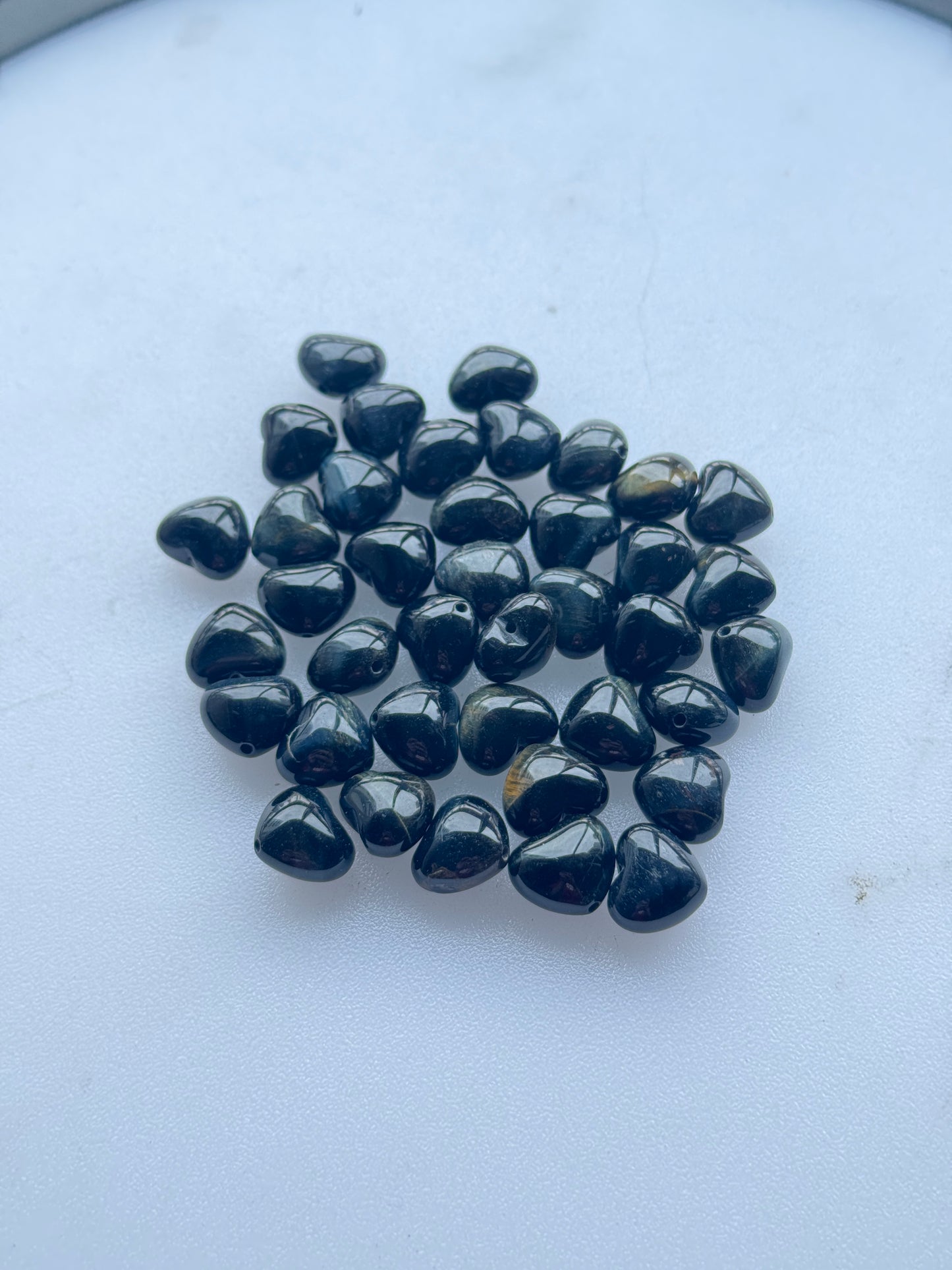 HONG KONG SHOWROOM STOCK CLEARANCE (Heart,Top to Bottom Hole)