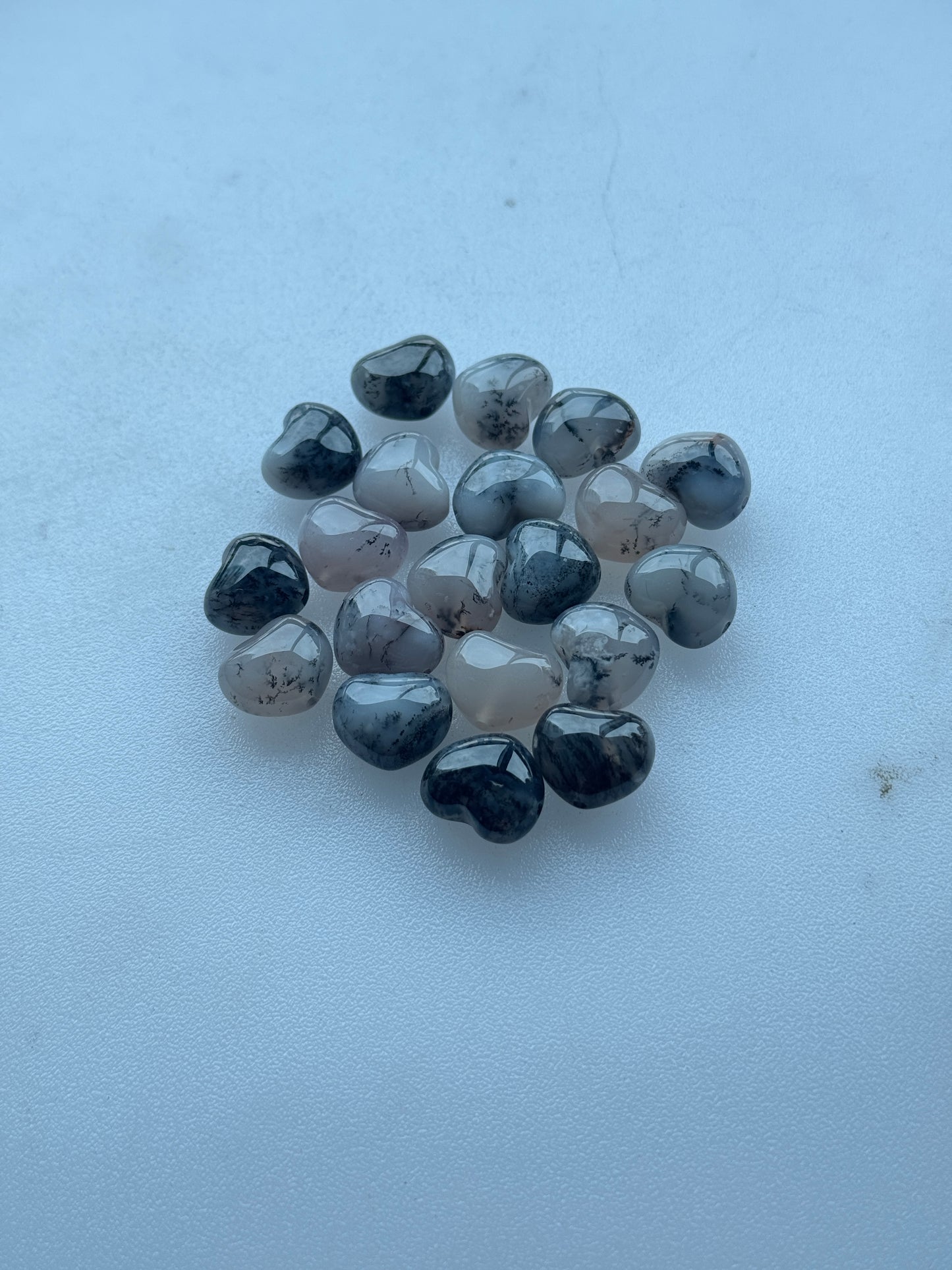 HONG KONG SHOWROOM STOCK CLEARANCE (Heart,Top to Bottom Hole)